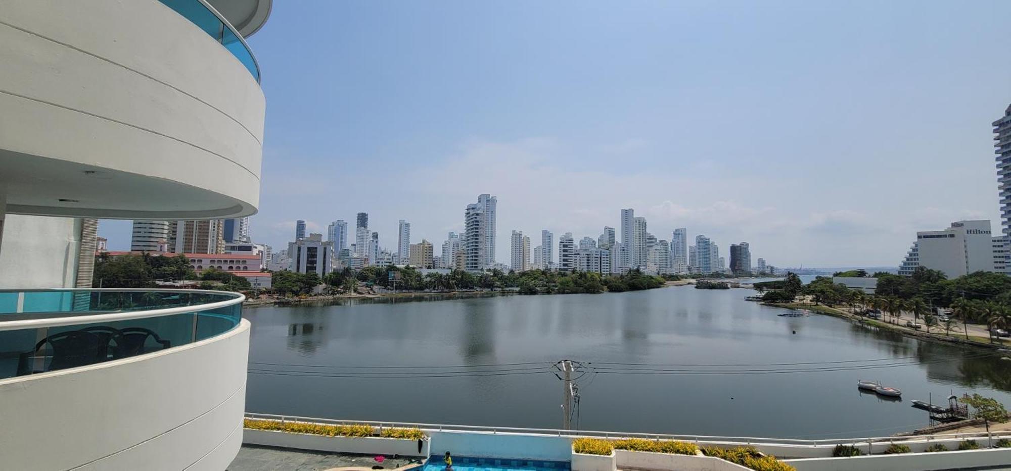 Apartahotel Live - Torres Del