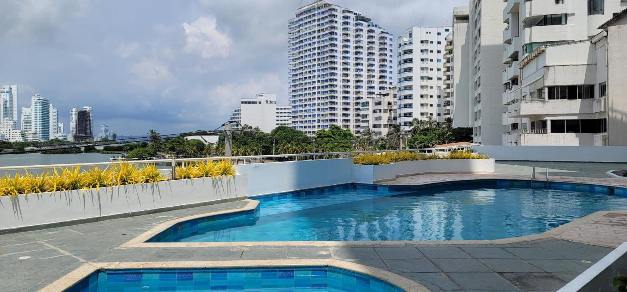 Apartahotel Live - Torres Del